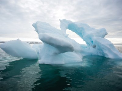 Stunning iceberg