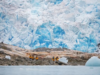 Kvenefjord Glacier