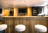 Polar Pioneer bar