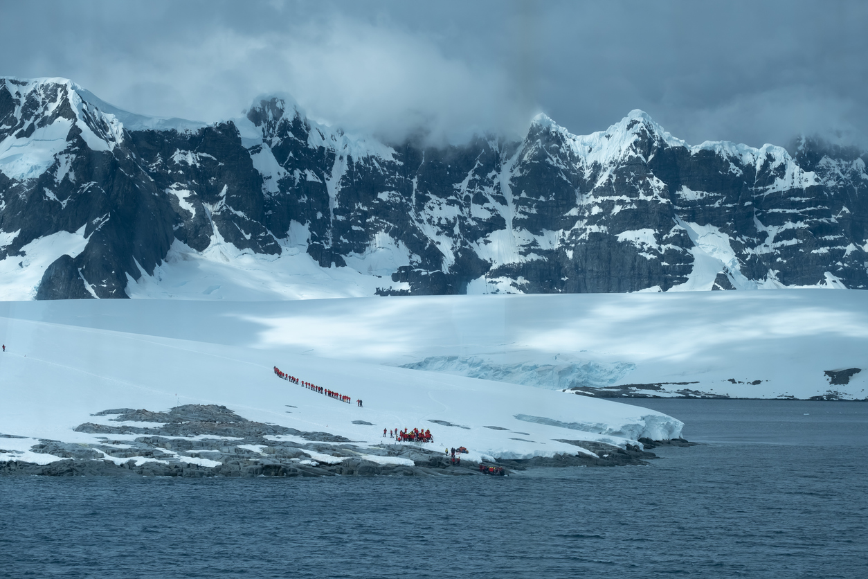 Expedition landing, Damoy Point, entrance to the harbour of Port Lockroy