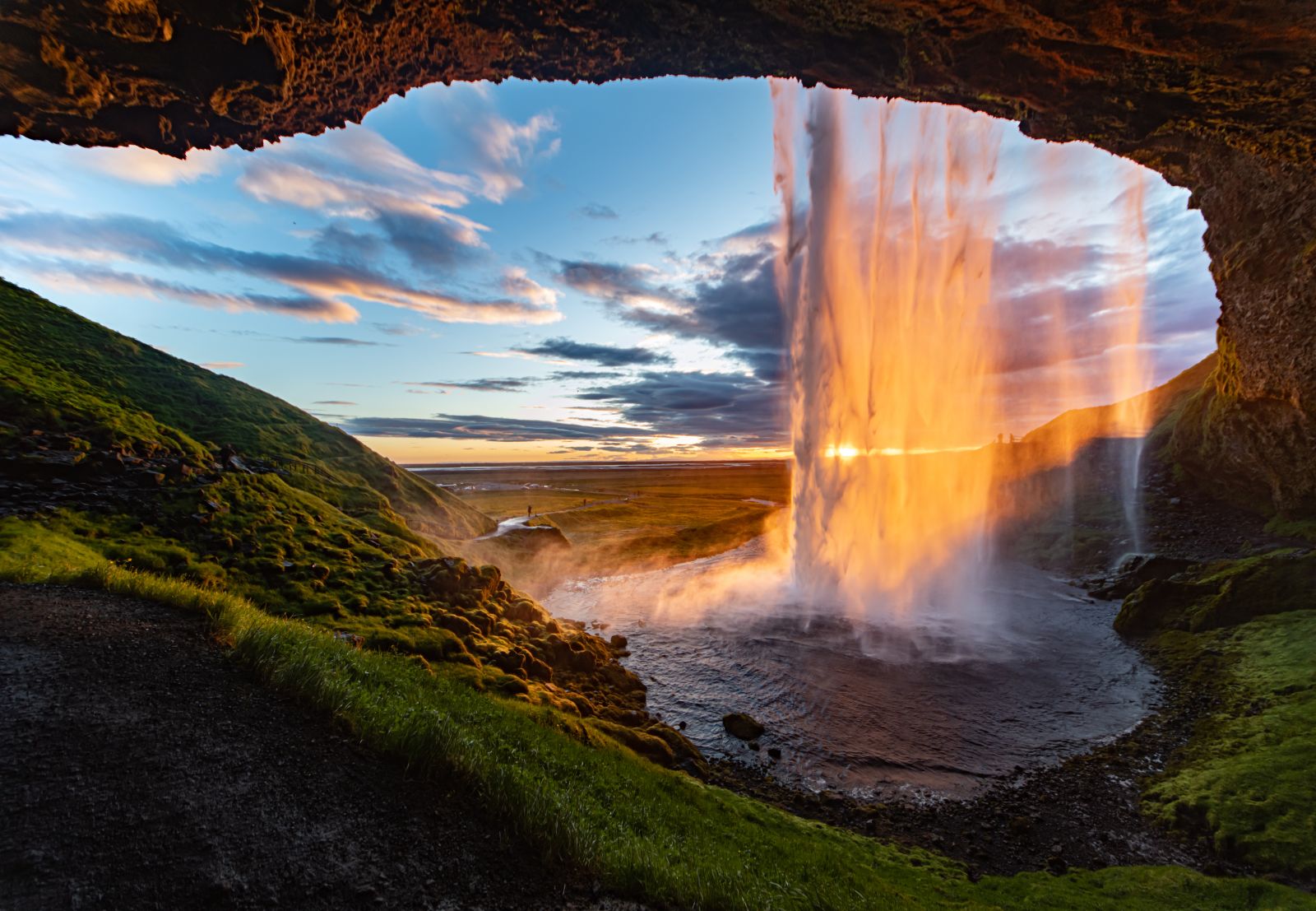 Seljalandsfoss Island Waterfall